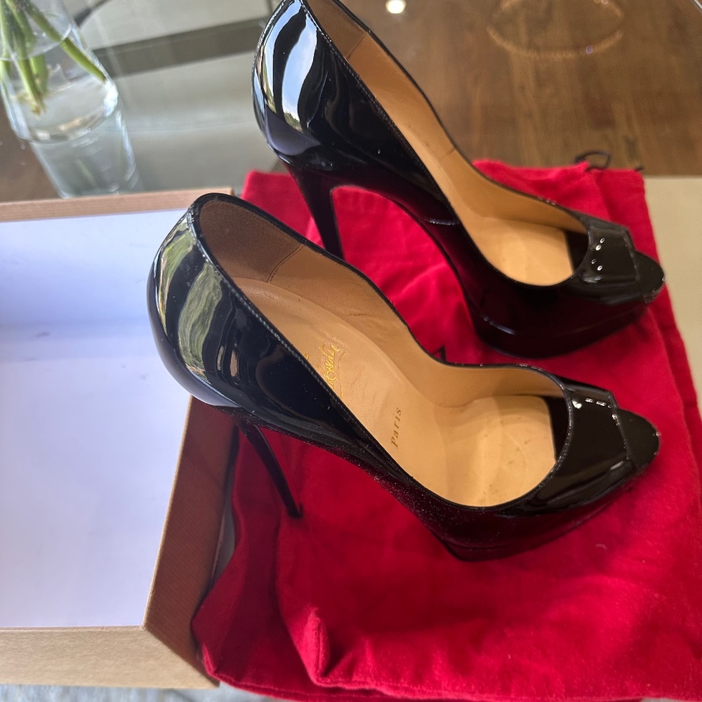 Black Lady Patent Christian Louboutin Heels sz 41